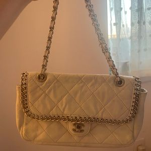 Chanel flap bag vintage